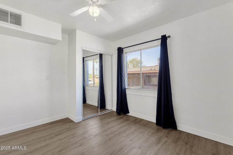 15-web-or-mls-1341-e-willetta-st
