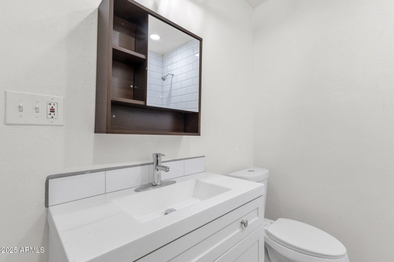 18-web-or-mls-1341-e-willetta-st