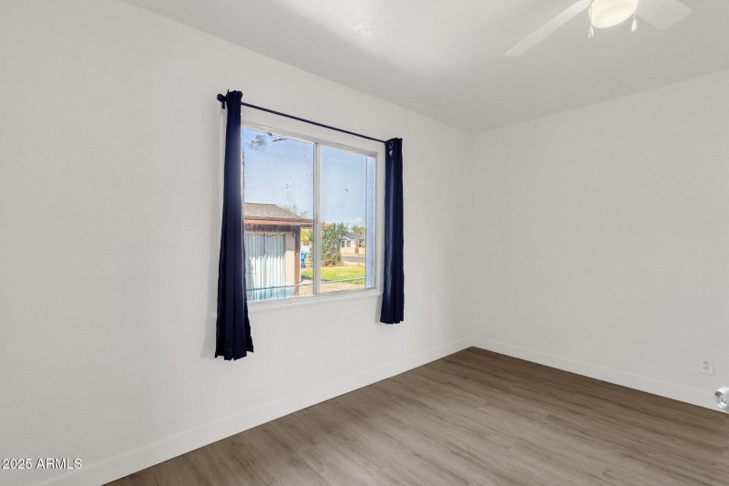 22-web-or-mls-1341-e-willetta-st