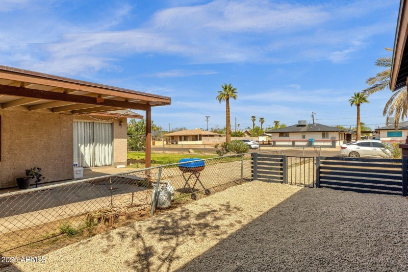 26-web-or-mls-1341-e-willetta-st
