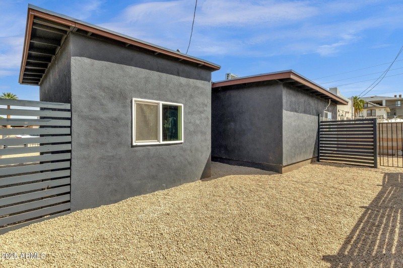 43-web-or-mls-1341-e-willetta-st