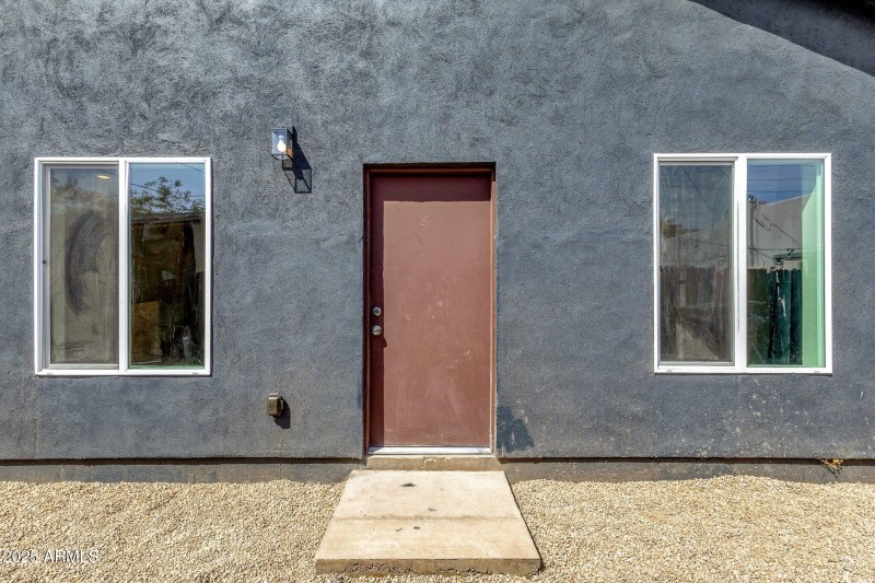 50-web-or-mls-1341-e-willetta-st