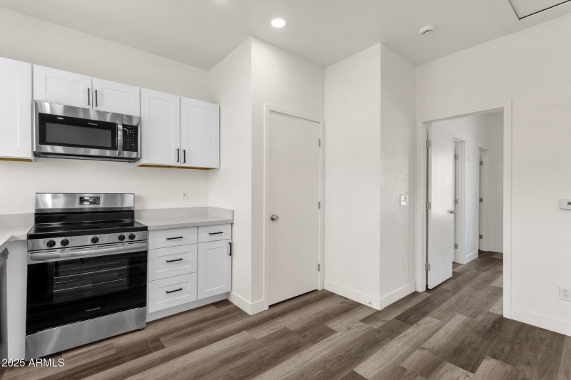 55-web-or-mls-1341-e-willetta-st