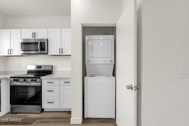 58-web-or-mls-1341-e-willetta-st