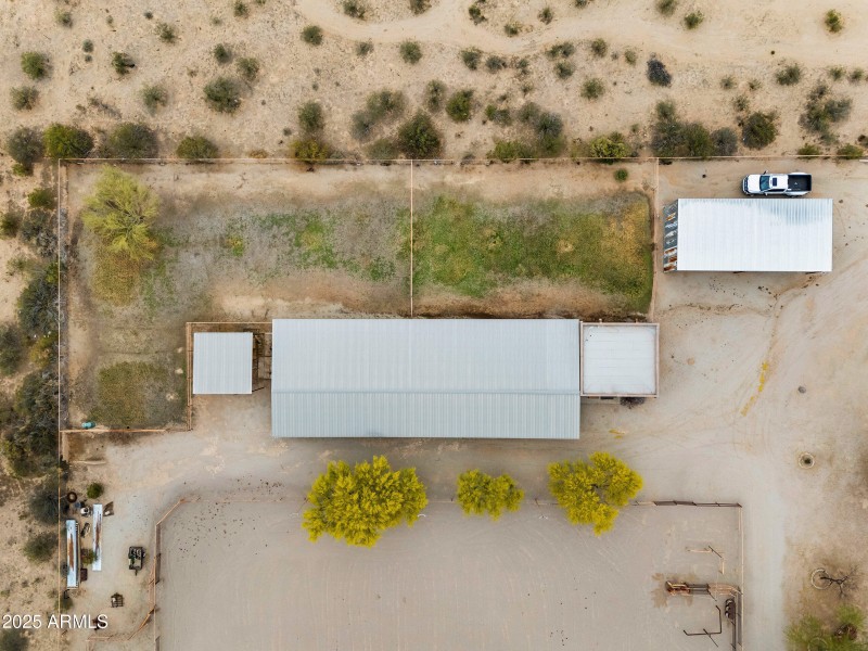 Barn & Pasture