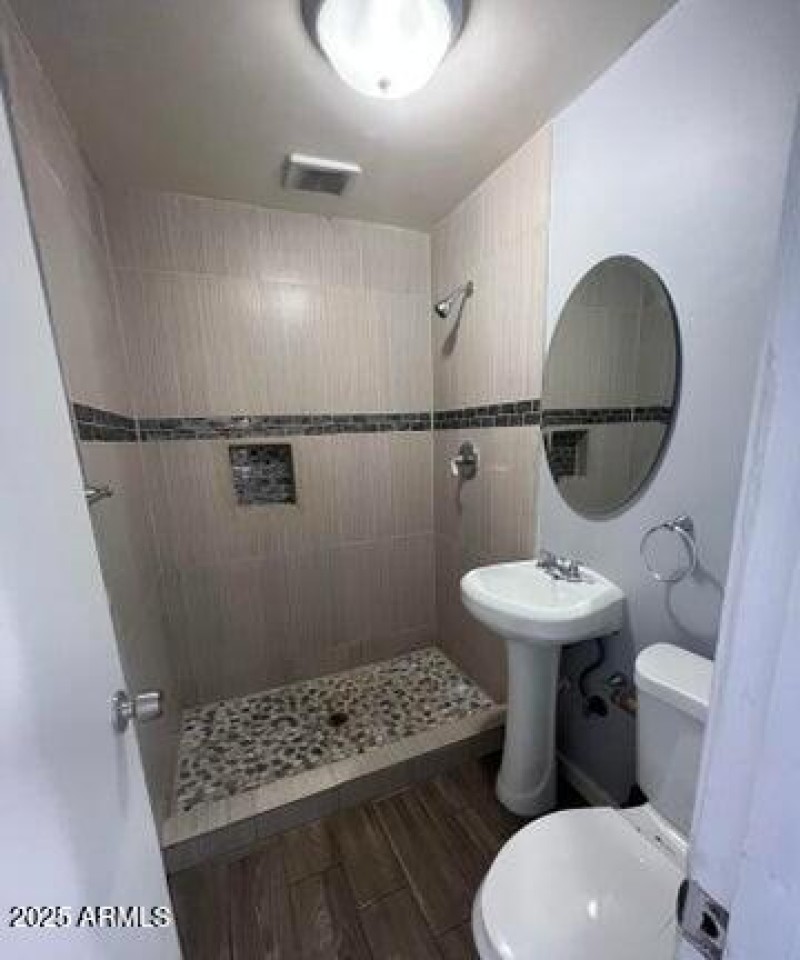 whitton house haal bath