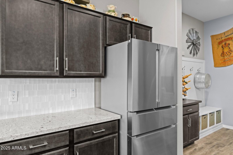 Bosch fridge included