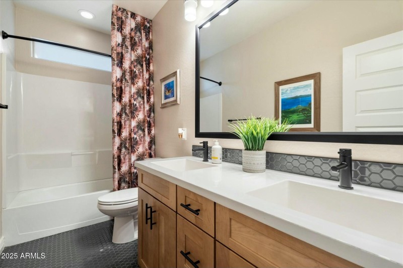 Bathroom 3