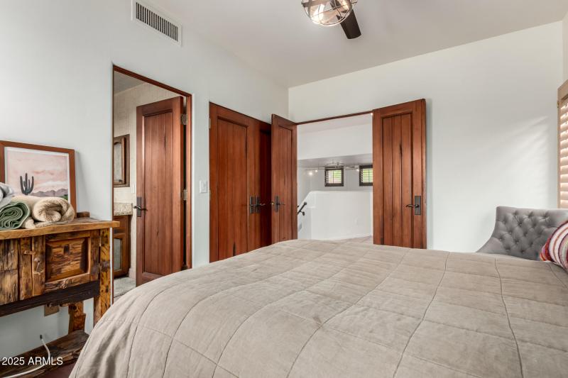#67-guest bedroom-2
