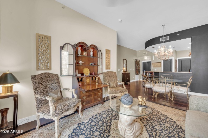 945 E Playa Del Norte Dr 1003-3