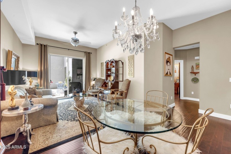 945 E Playa Del Norte Dr 1003-6