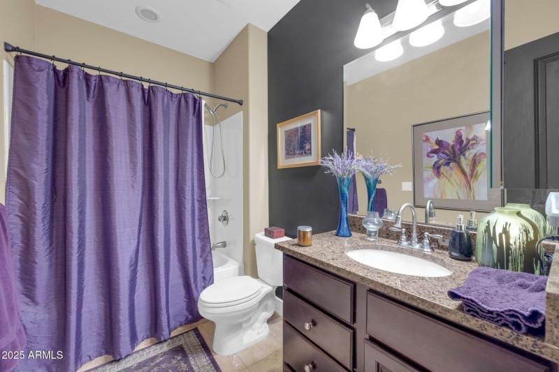 945 E Playa Del Norte Dr 1003-25