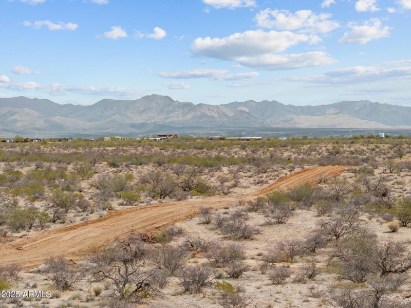 10-web-or-mls-DJI_20250402182240_0029_D