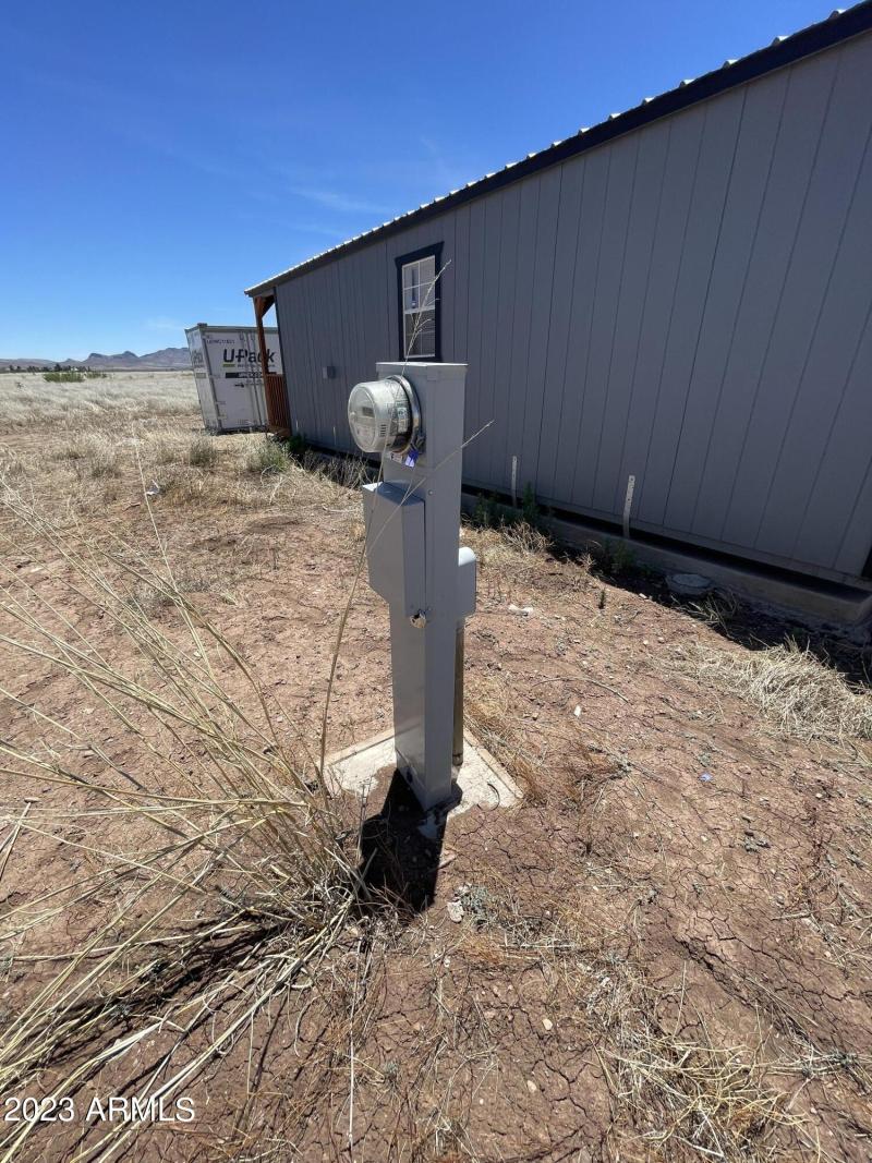 RV electrical hookup