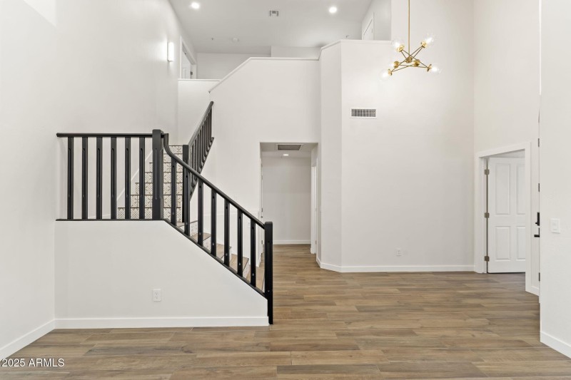 8-web-or-mls-DSC_1108