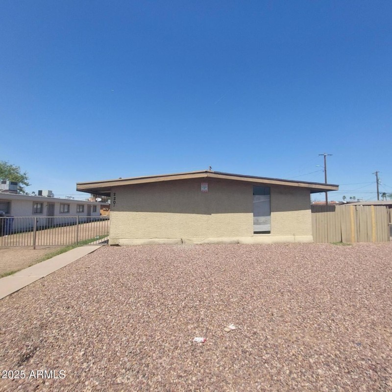 2202W.HeatherbraePICS16