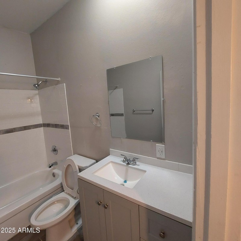2202W.HeatherbraePICS13