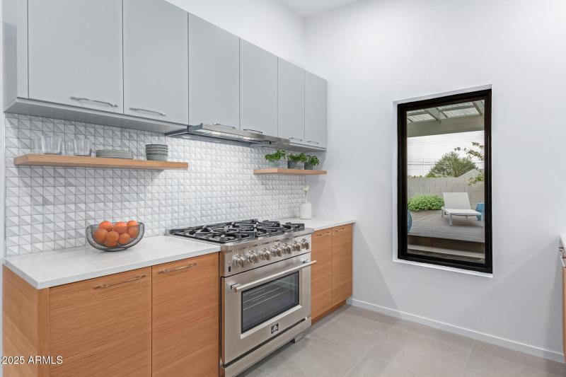 960ccae5ba8ff7f4f426bcf7342096ff