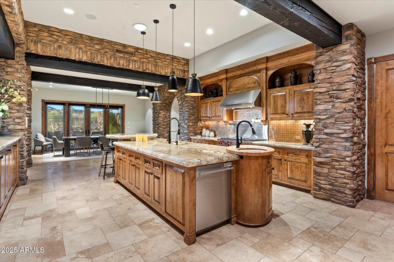 22-Kitchen