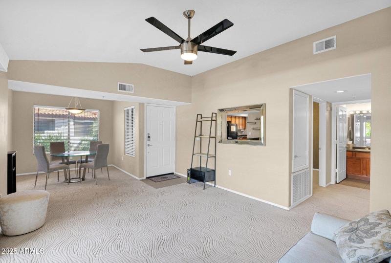 16-web-or-mls-P1166735