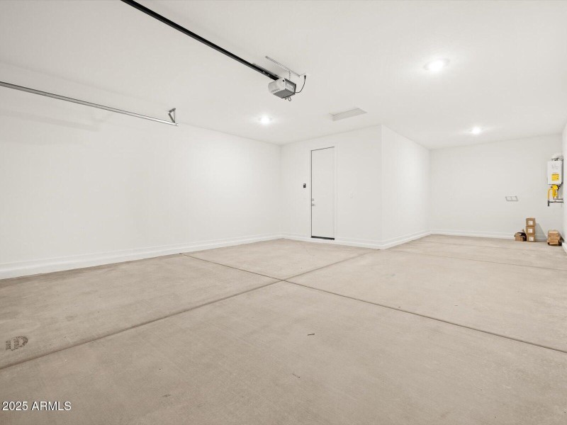 3-Car Tandem Garage