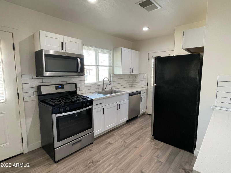 KITCHEN4