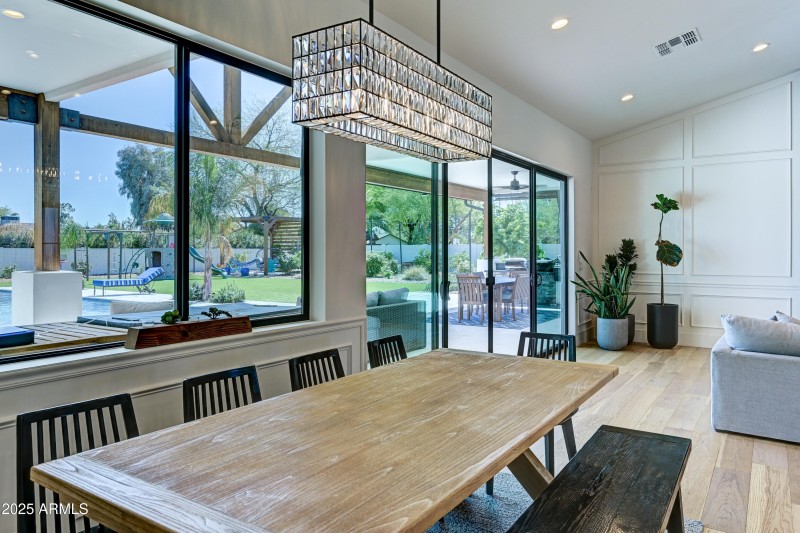 6037 E Charter Oak Rd-20