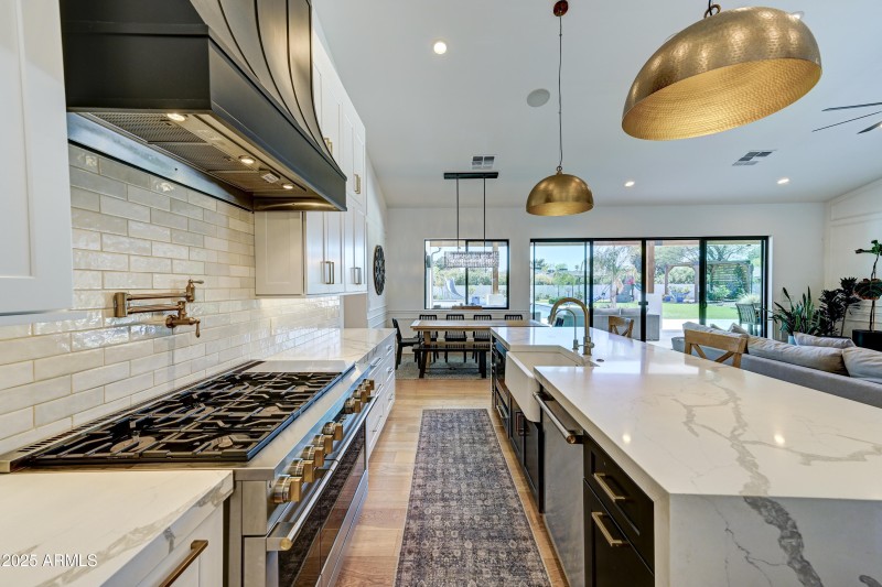 6037 E Charter Oak Rd-17