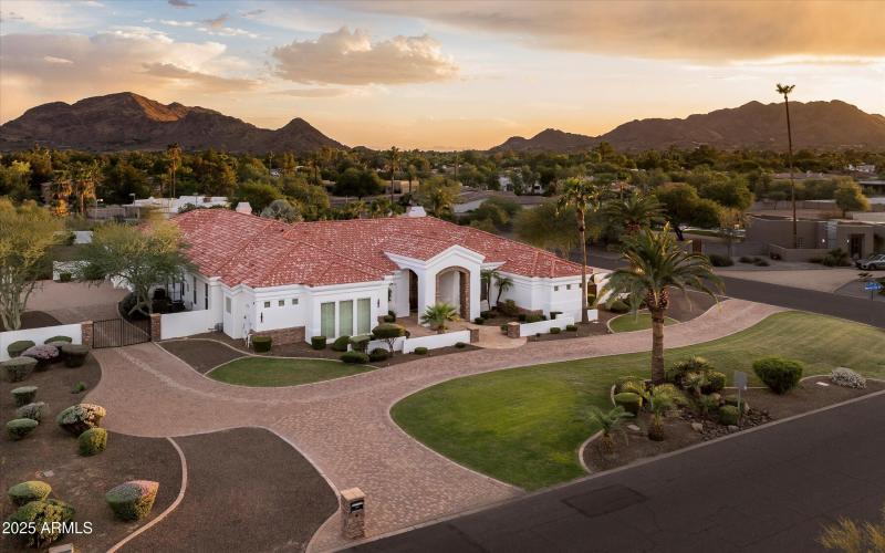 70-5901 E Mountain View Rd-70