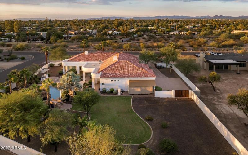 69-5901 E Mountain View Rd-69