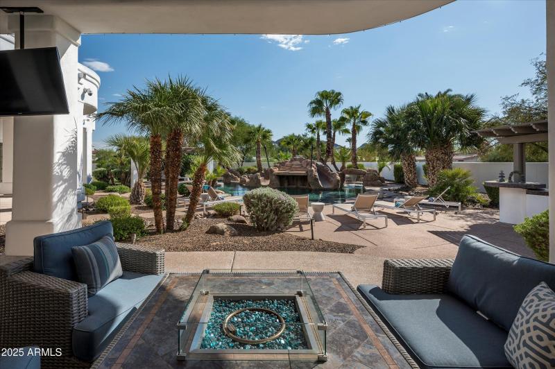 49-5901 E Mountain View Rd-49