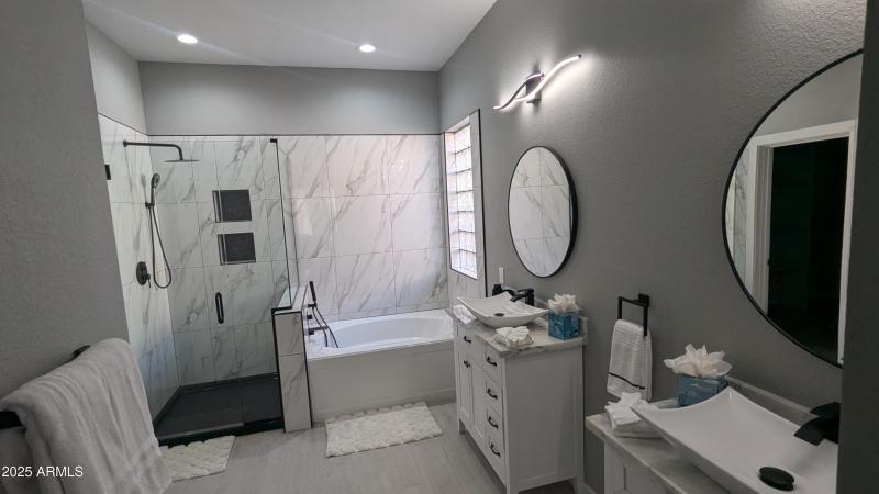 PXL_20250330_233618417