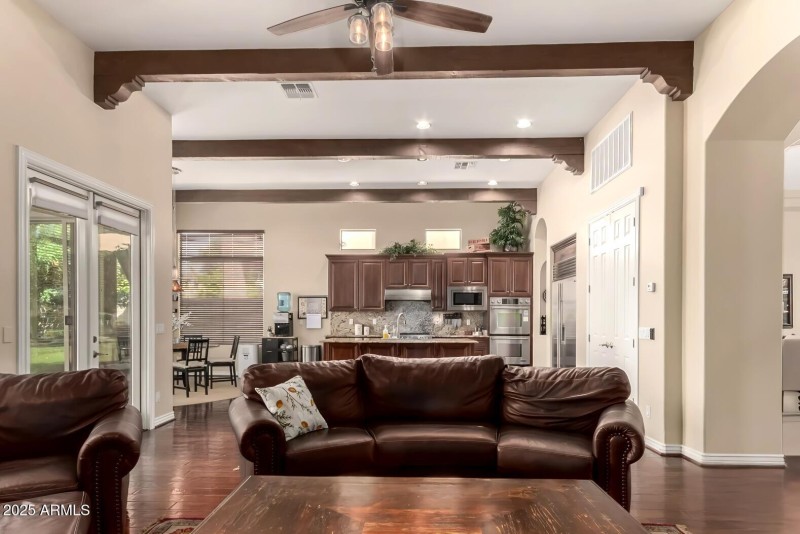 Great Room to Kitchen