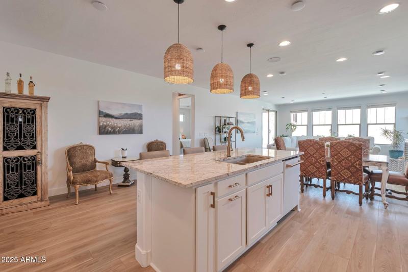 14-web-or-mls-QP - 082