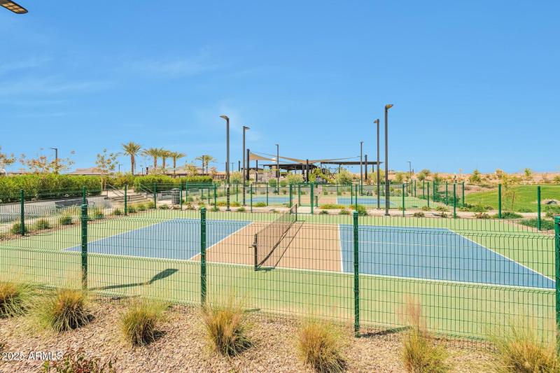 26-web-or-mls-QP - 132