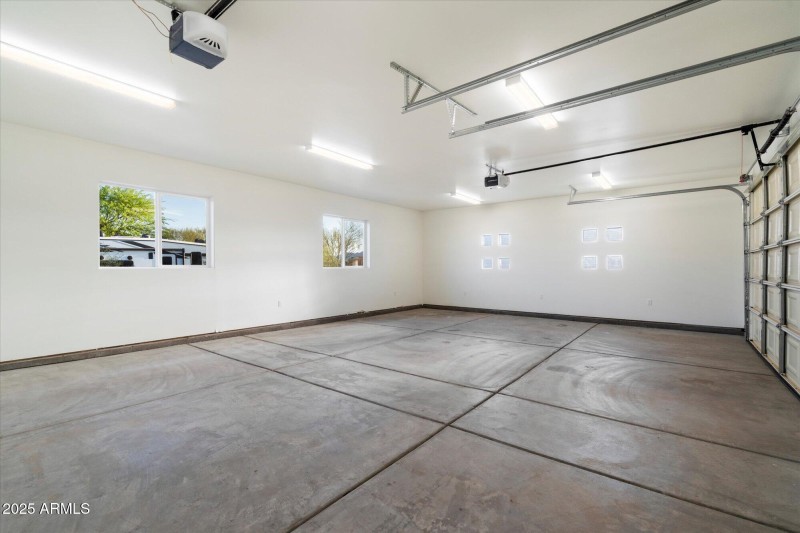 3-Car Garage