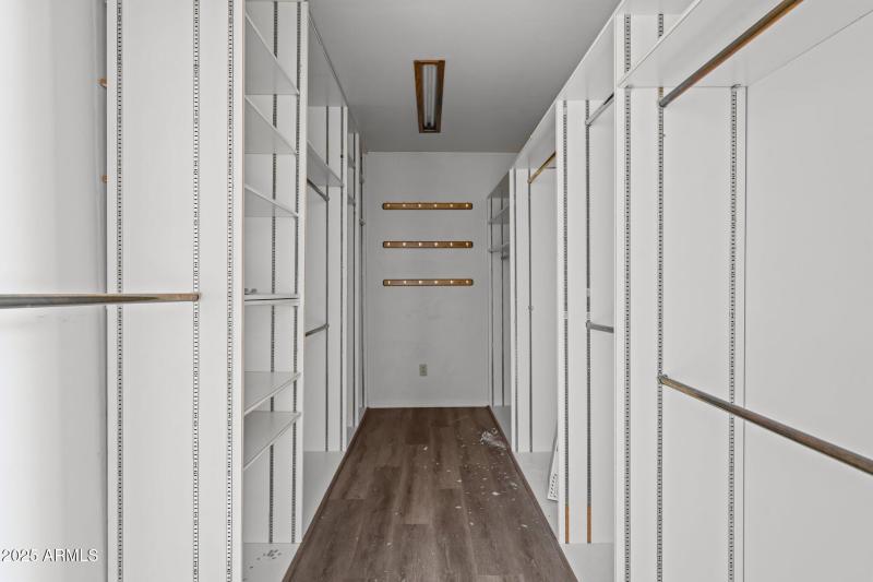 Walk-in Closet