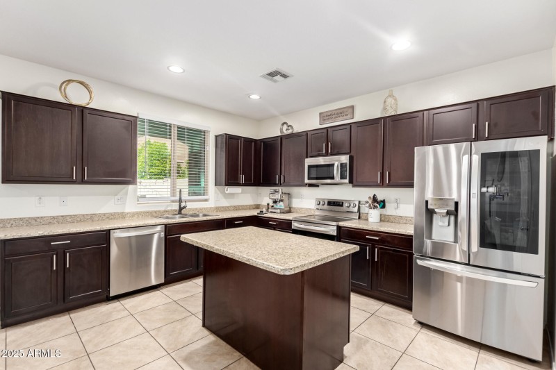 13 Wethersfield