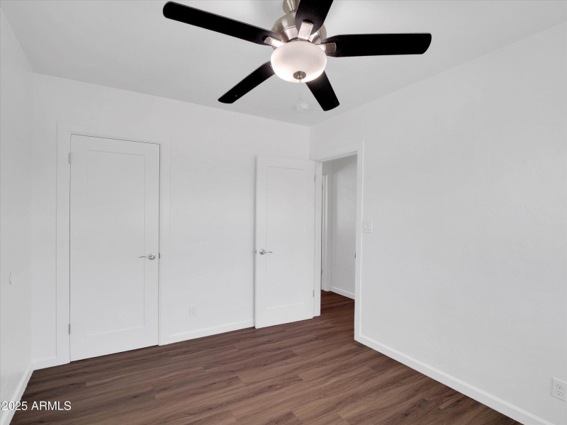 20-4337 E Wilshire Dr-20