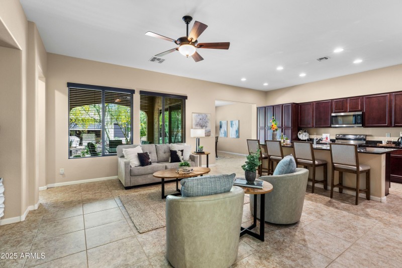 3969 N 163rd Ln Liv Rm 1
