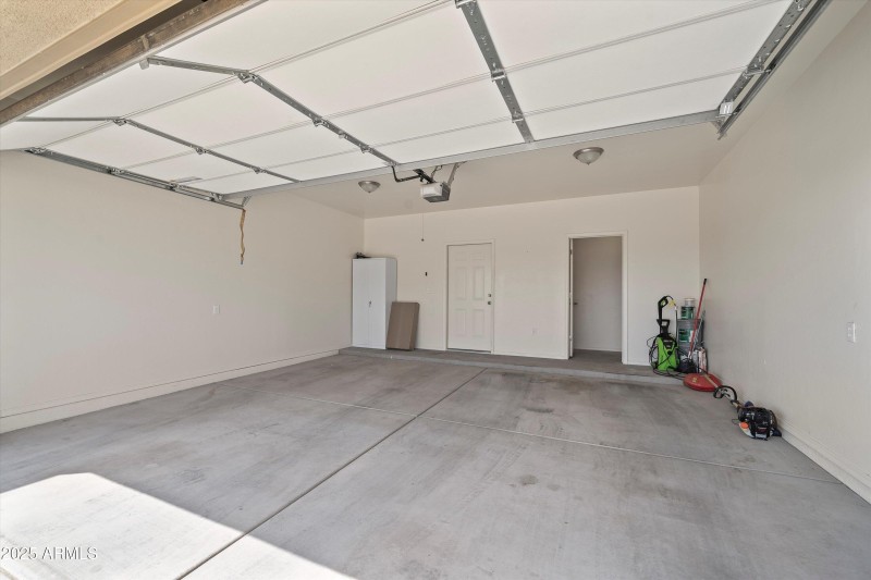 27-Garage