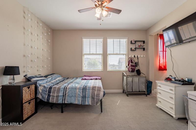 37-web-or-mls-Girard-37