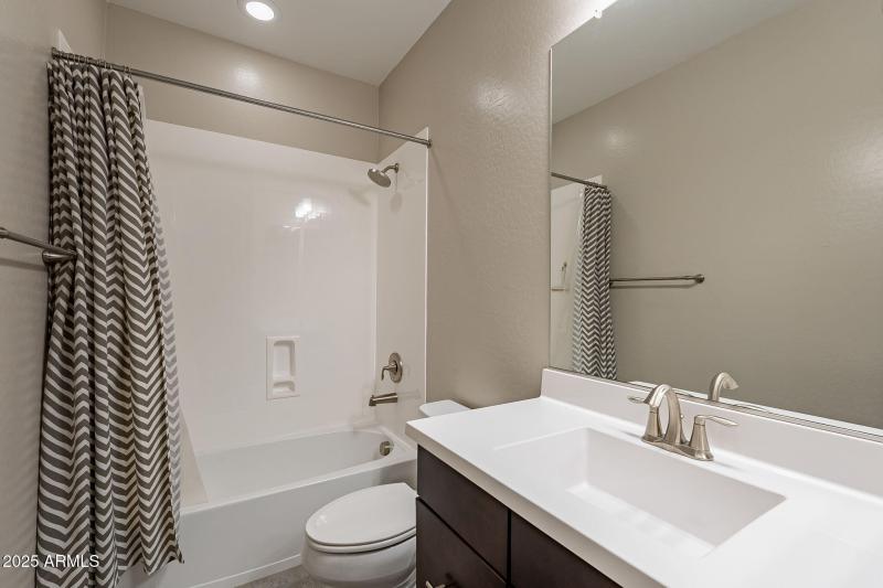45-web-or-mls-Girard-45