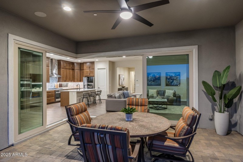 Indoor/ outdoor living