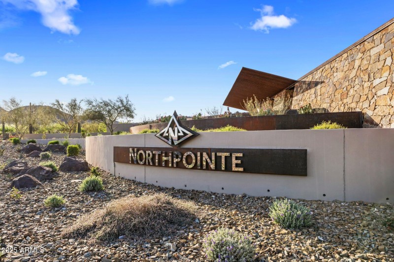 Entry to neighborhood