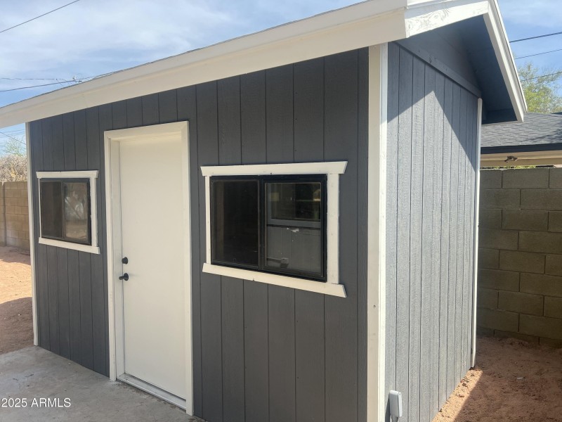 Laundry Building