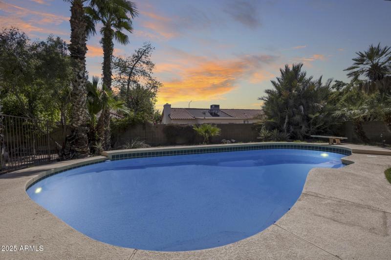 Virtual Twilight - Pool