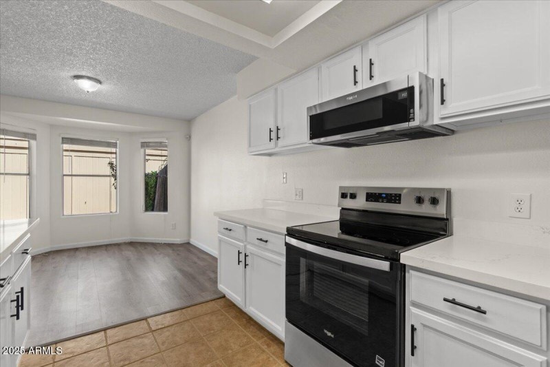 18-Kitchen