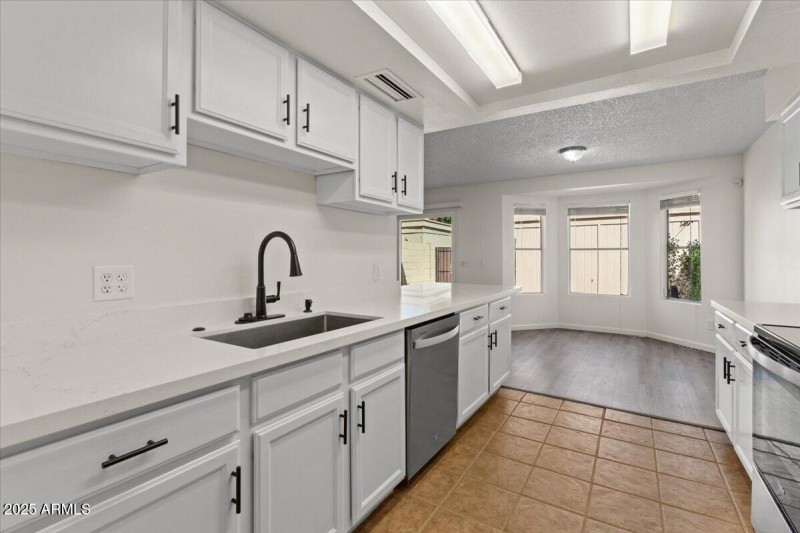 19-Kitchen