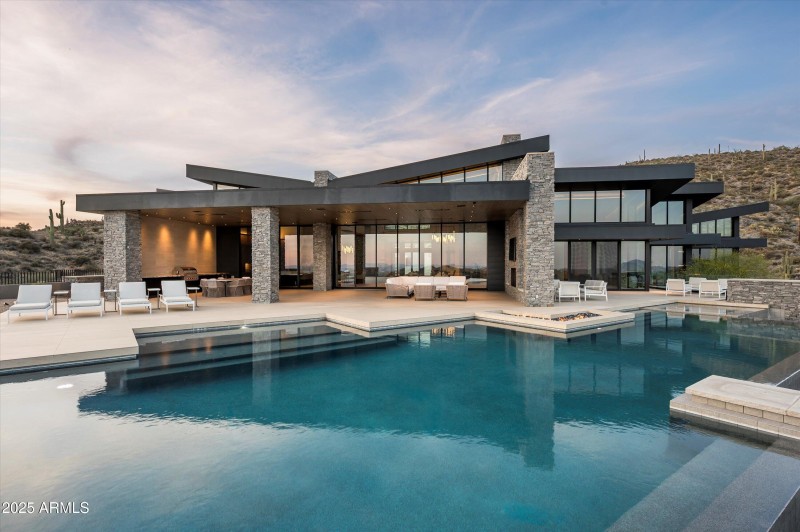 066-9643 E Cintarosa Pass-65